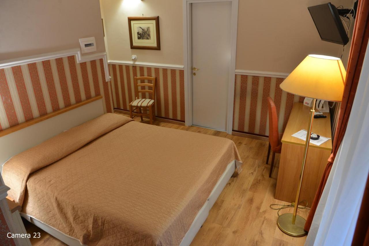 Catania Centro Rooms Екстер'єр фото