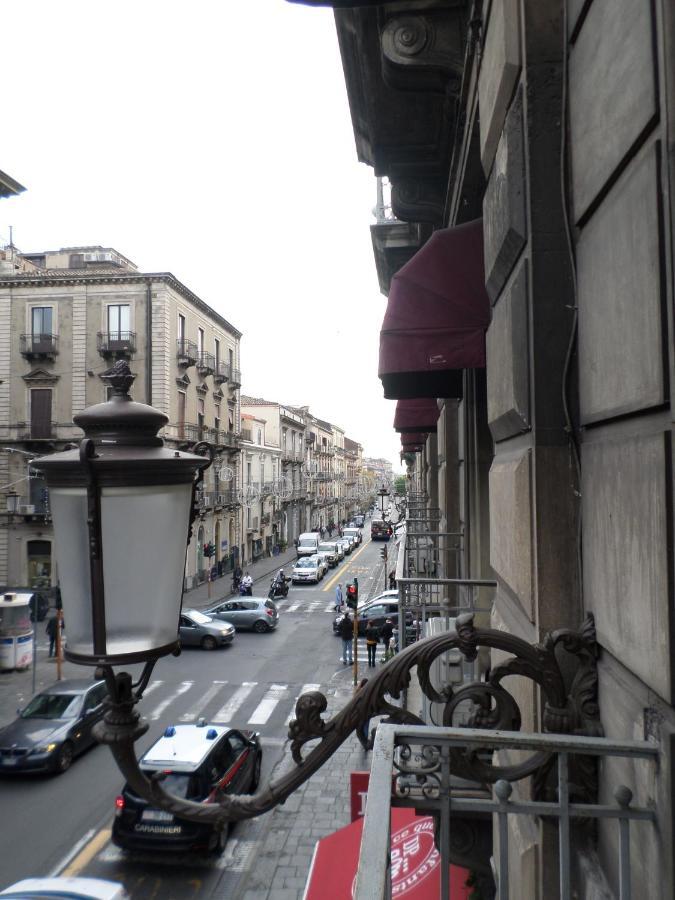 Catania Centro Rooms Екстер'єр фото